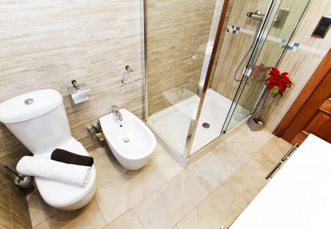 Alquiler casa independiente Cambrils cerca playa. Baño BONAVENTURA Alquiler casa independiente Cambrils cerca playa. Baño BONAVENTURA