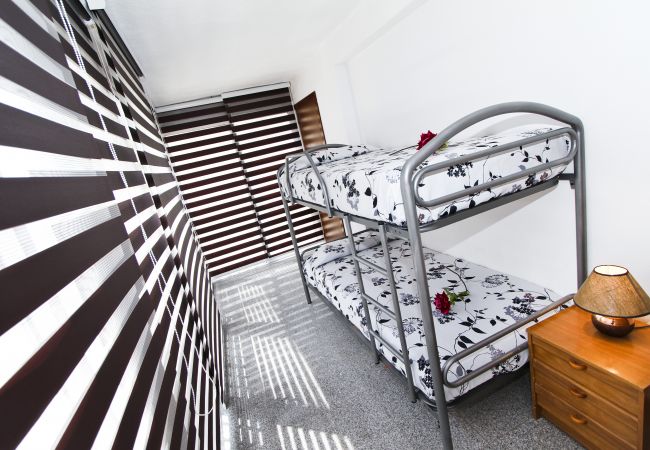 Alquiler apartamento Paseo Acantilados Salou - Dormitorio Literas Alquiler apartamento Paseo Acantilados Salou - Dormitorio Literas