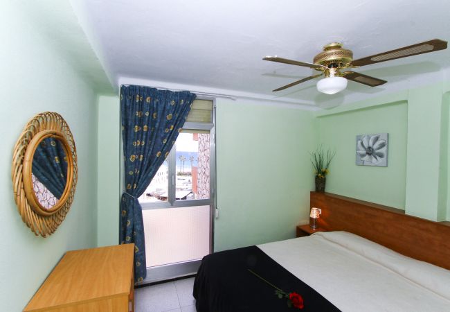 Apartamento en La Pineda - DMS Apartment Apartamento en La Pineda - DMS Apartment