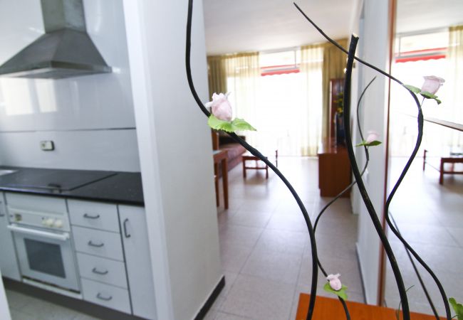 Apartamento en La Pineda - DMS Apartment Apartamento en La Pineda - DMS Apartment