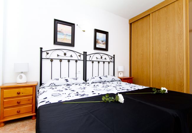 Apartamento en La Pineda - LOS RISCOS  Apartamento en La Pineda - LOS RISCOS