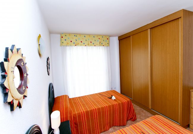 Apartamento en La Pineda - LOS RISCOS  Apartamento en La Pineda - LOS RISCOS