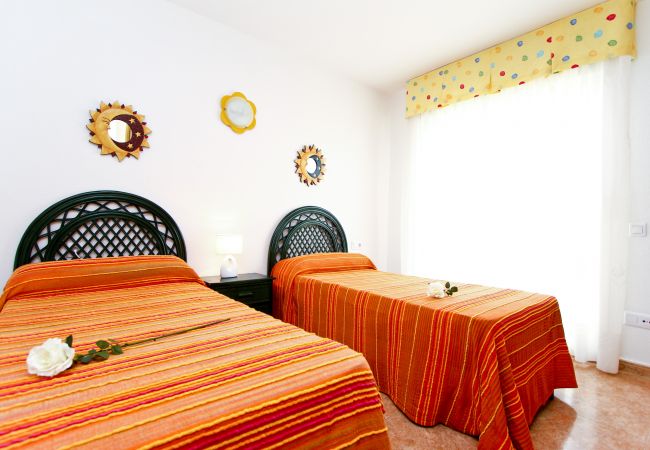 Apartamento en La Pineda - LOS RISCOS  Apartamento en La Pineda - LOS RISCOS