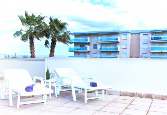Apartamento en La Pineda - LOS RISCOS  Apartamento en La Pineda - LOS RISCOS