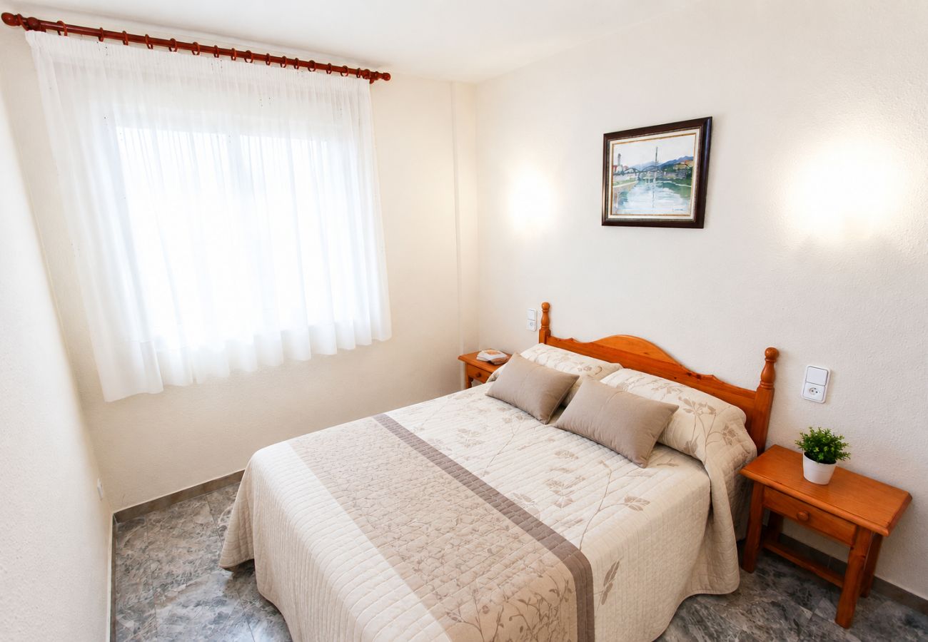 Apartamento en Salou - Terraza con acceso directo a la piscina