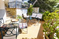 Casa en Salou - VILLA BUDA Casa con Piscina y Jacuzzi. Playa a 20m. Solo para familias