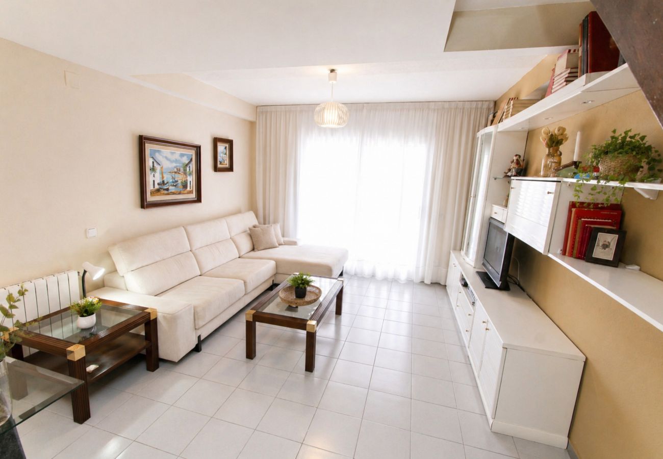 Casa en Cambrils - Casa Adosada con Piscina en La Llosa