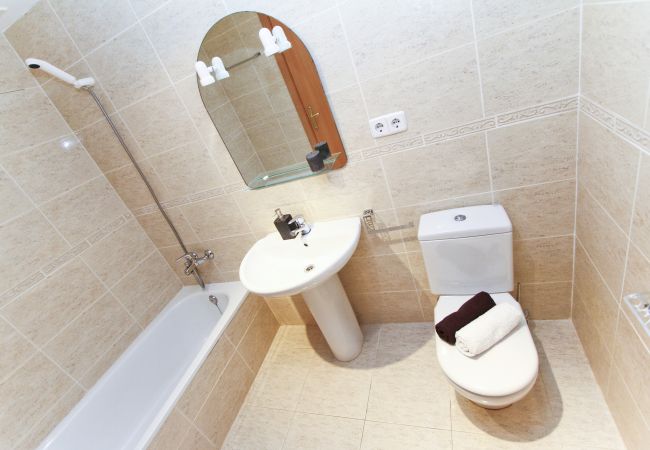 Casa en Cambrils - Casa OLIVERS - Piscina Comunitaria, playa a 300m  Casa en Cambrils - Casa OLIVERS - Piscina Comunitaria, playa a 300m