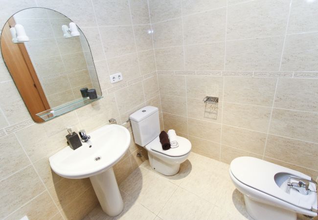 Casa en Cambrils - Casa OLIVERS - Piscina Comunitaria, playa a 300m  Casa en Cambrils - Casa OLIVERS - Piscina Comunitaria, playa a 300m