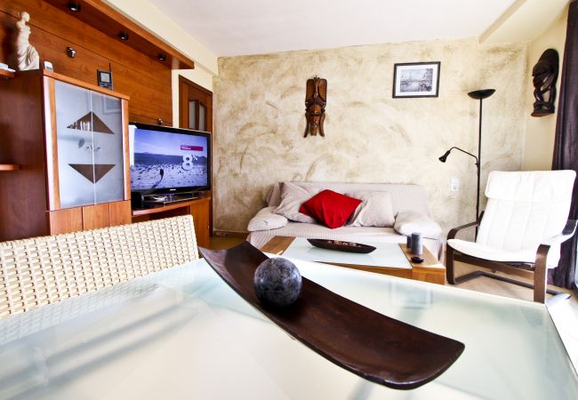 Apartamento en La Pineda - OSIRIS Apartment - Ideal Familias  Apartamento en La Pineda - OSIRIS Apartment - Ideal Familias
