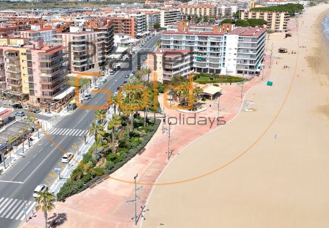 Apartamento en La Pineda - OSIRIS Apartment - Ideal Familias  Apartamento en La Pineda - OSIRIS Apartment - Ideal Familias