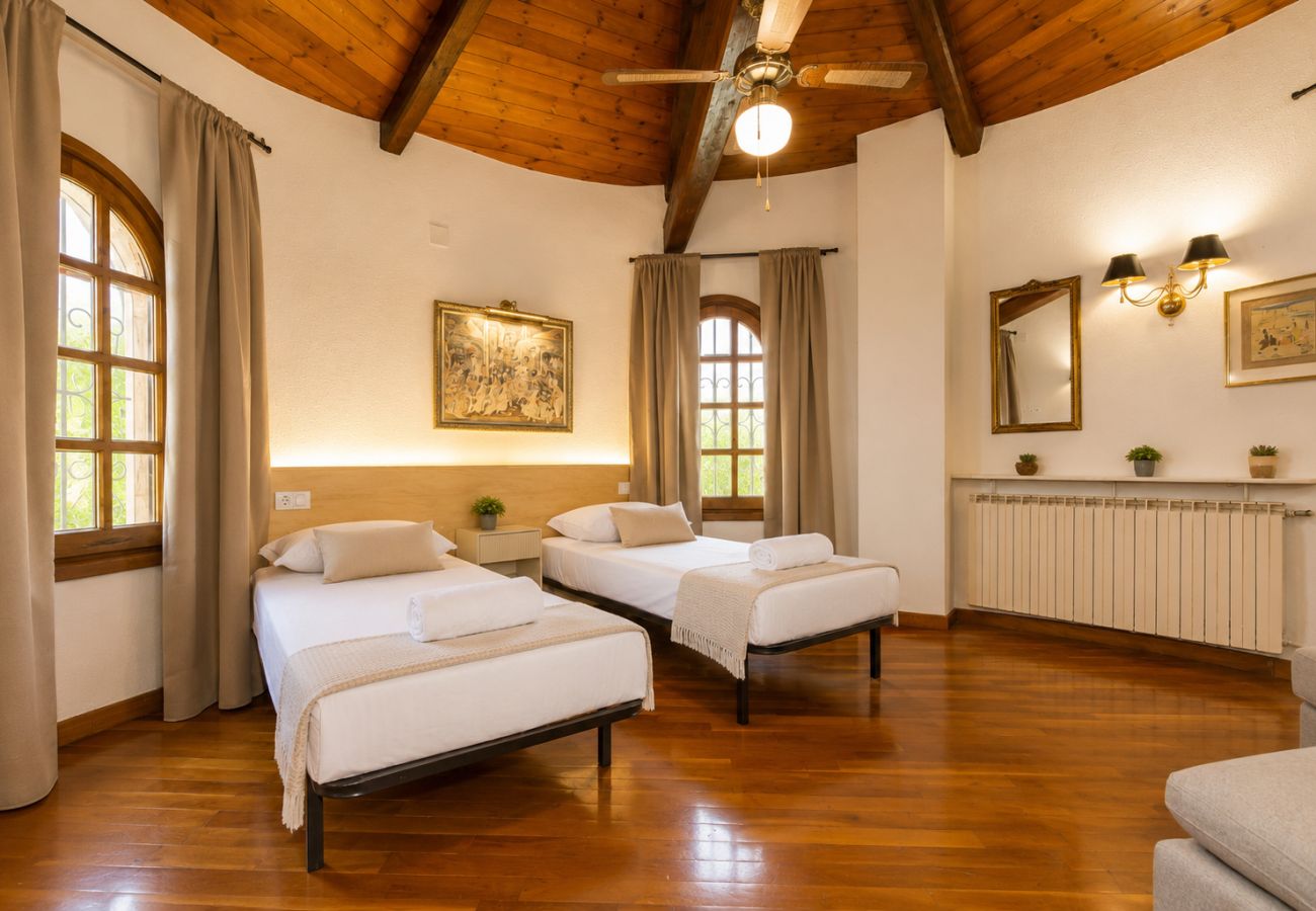 Villa en Cambrils - Villa tranquila con piscina junto al mar