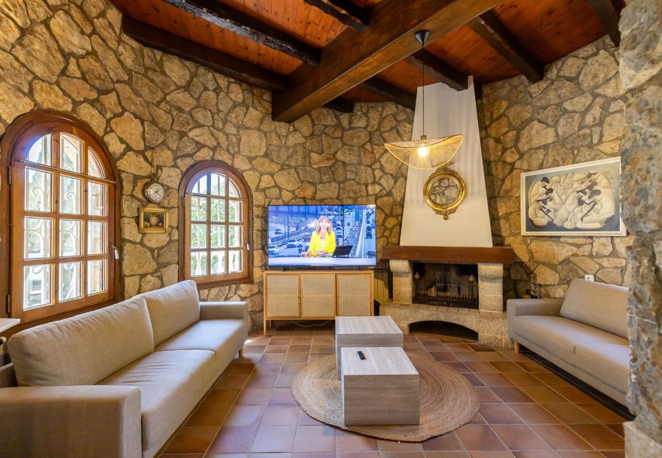 Villa en Cambrils - Villa tranquila con piscina junto al mar