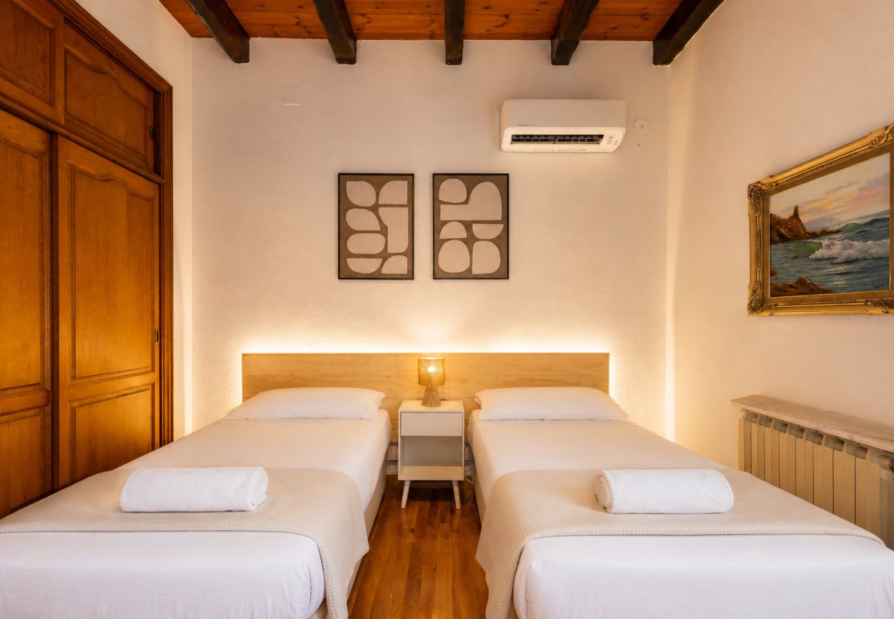 Villa en Cambrils - Villa tranquila con piscina junto al mar