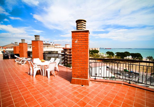 Apartamento en La Pineda - TECAVI - Ático con Vistas al Mar Apartamento en La Pineda - TECAVI - Ático con Vistas al Mar
