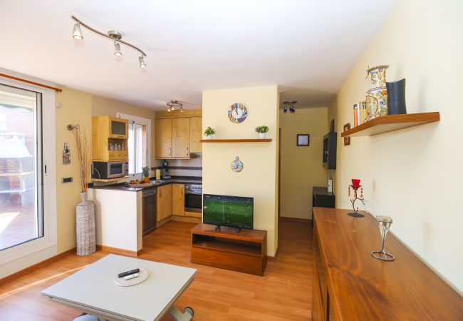 Apartamento en La Pineda - TECAVI - Ático con Vistas al Mar Apartamento en La Pineda - TECAVI - Ático con Vistas al Mar