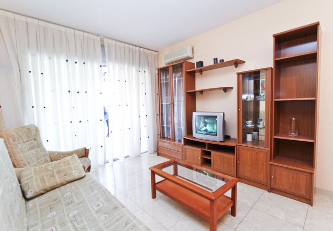 Apartamento en La Pineda - ROURA Apartment - Playa 100m Apartamento en La Pineda - ROURA Apartment - Playa 100m