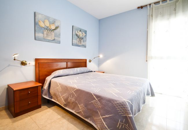 Apartamento en La Pineda - ROURA Apartment - Playa 100m Apartamento en La Pineda - ROURA Apartment - Playa 100m