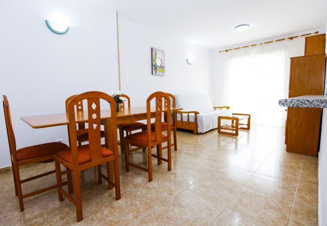 Apartamento en La Pineda - LOS JUNCOS 2  Apartamento en La Pineda - LOS JUNCOS 2
