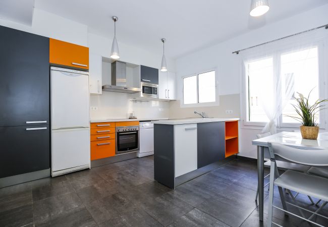 Apartamento en Salou - QUEENS 2B centro de Salou, playa a 300m Apartamento en Salou - QUEENS 2B centro de Salou, playa a 300m