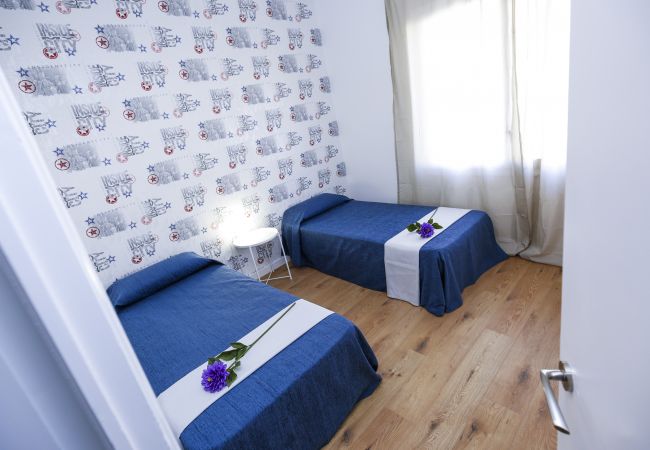 Apartamento en Salou - QUEENS 2B centro de Salou, playa a 300m Apartamento en Salou - QUEENS 2B centro de Salou, playa a 300m
