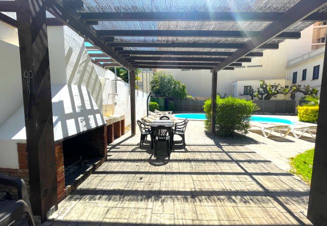 Apartamento en Salou - QUEENS 2B centro de Salou, playa a 300m Apartamento en Salou - QUEENS 2B centro de Salou, playa a 300m