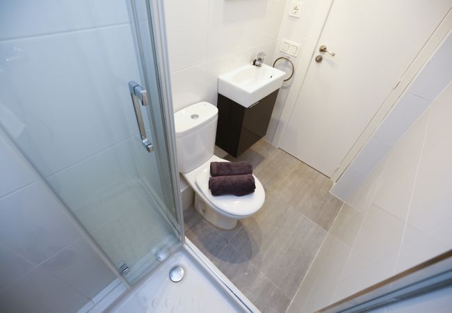 Apartamento en La Pineda - PINEDA 7 con piscina comunitaria, playa a 100m Apartamento en La Pineda - PINEDA 7 con piscina comunitaria, playa a 100m