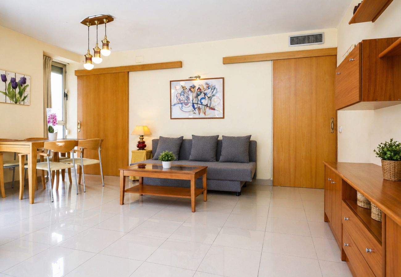Apartamento en Salou - Apartamento céntrico, con piscina y A/C