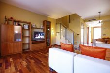 Casa en Cambrils - GALERA Adosado en primera linea de playa, Complejo con SPA&Piscinas. Solo para familias.
