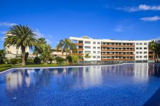 Casa en Cambrils - GALERA Adosado en primera linea de playa, Complejo con SPA&Piscinas. Solo para familias.