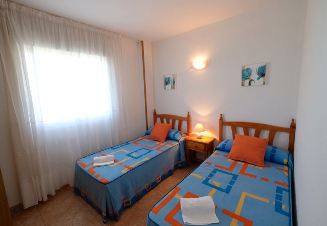 Apartamento en La Pineda - LOS RISCOS 2  Apartamento en La Pineda - LOS RISCOS 2