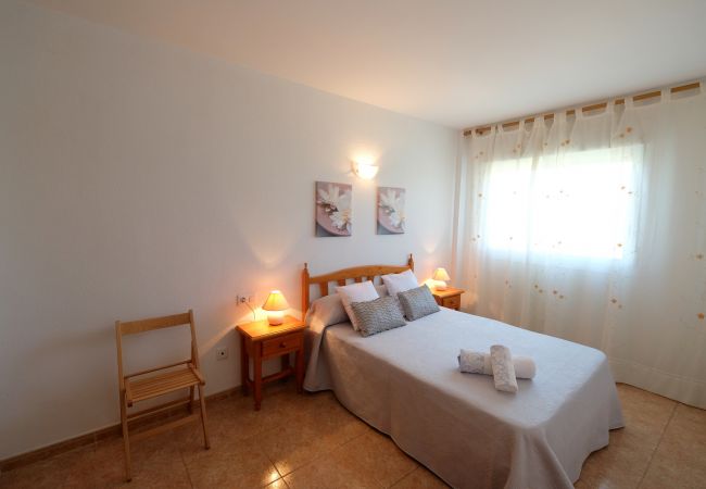 Apartamento en La Pineda - LOS RISCOS 2  Apartamento en La Pineda - LOS RISCOS 2