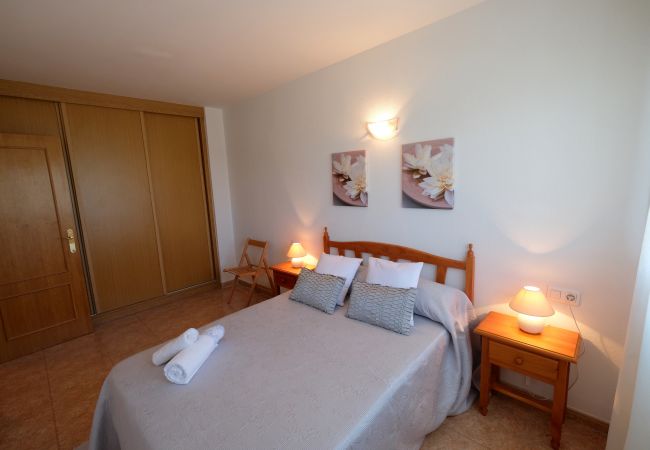 Apartamento en La Pineda - LOS RISCOS 2  Apartamento en La Pineda - LOS RISCOS 2