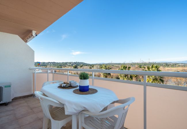Apartamento en La Pineda - LOS RISCOS 2  Apartamento en La Pineda - LOS RISCOS 2