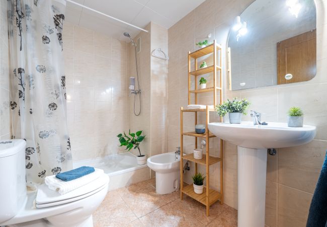 Apartamento en La Pineda - LOS RISCOS 2  Apartamento en La Pineda - LOS RISCOS 2