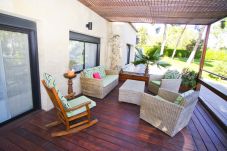 Villa en Salou - Lake Villa. Villa de lujo con piscina privada, cerca de la playa