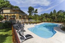 Villa en Salou - Lake Villa. Villa de lujo con piscina privada, cerca de la playa