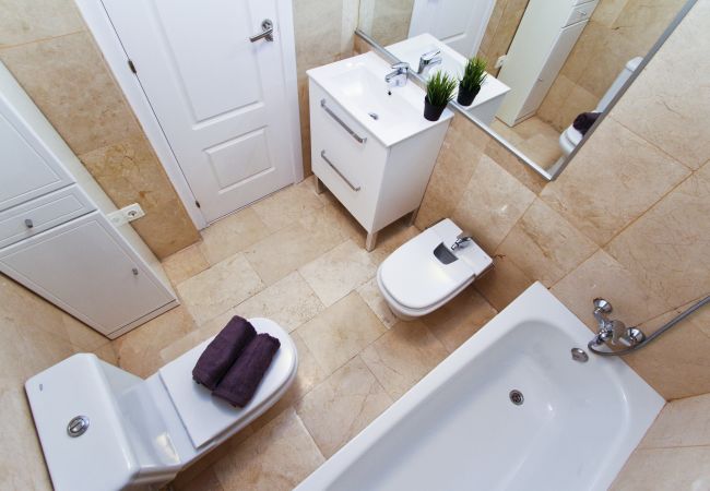 Casa en Salou - NATURE PLUS - Barbacoa - Jacuzzi - Piscina  Casa en Salou - NATURE PLUS - Barbacoa - Jacuzzi - Piscina