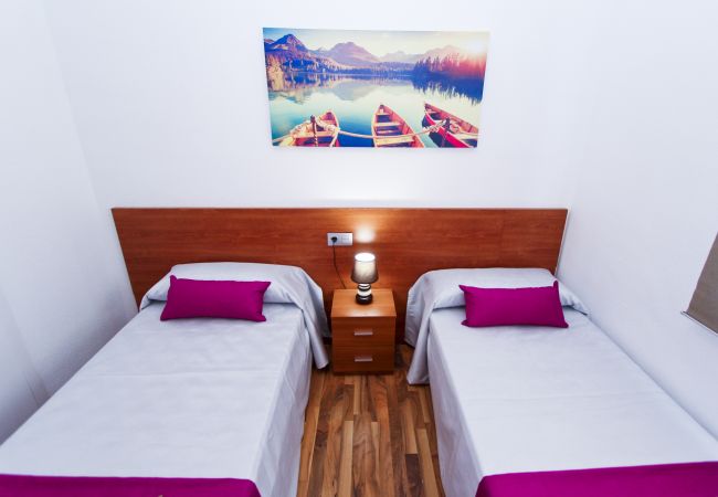 Casa en Salou - NATURE PLUS - Barbacoa - Jacuzzi - Piscina  Casa en Salou - NATURE PLUS - Barbacoa - Jacuzzi - Piscina