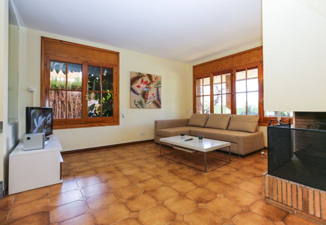 Villa en Cambrils - Villa GERANIS - Only Families Villa en Cambrils - Villa GERANIS - Only Families