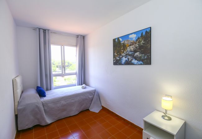 Apartamento en La Pineda - DELFINES Apartment Apartamento en La Pineda - DELFINES Apartment