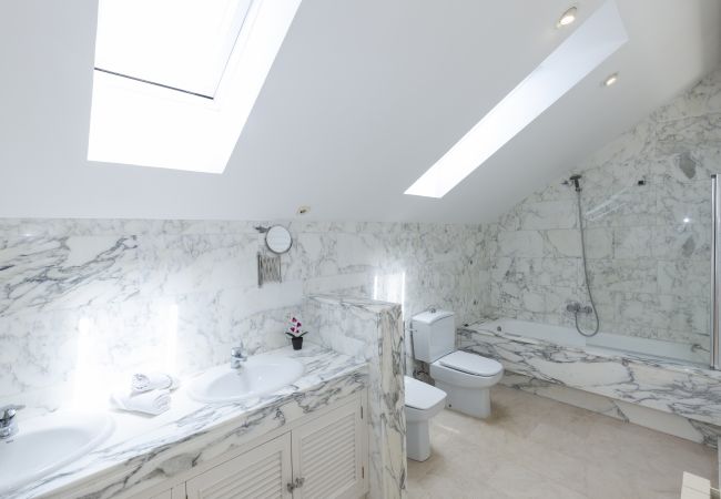 Villa en Tarragona - Villa PIZARRA  Villa en Tarragona - Villa PIZARRA