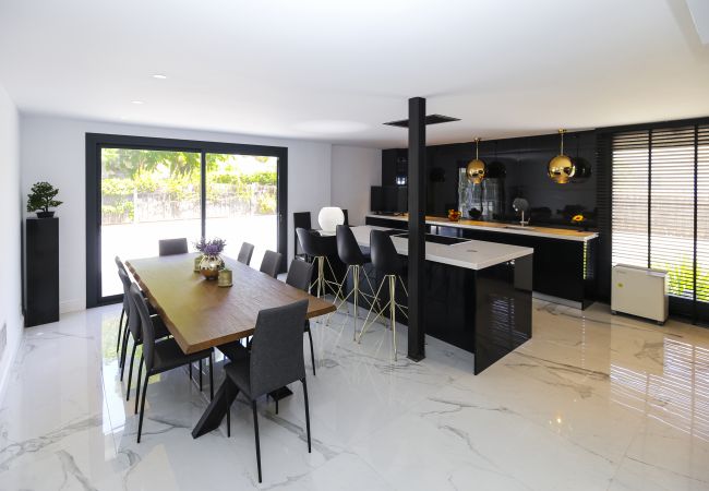 Villa en Cambrils - Villa IBIZA  Villa en Cambrils - Villa IBIZA
