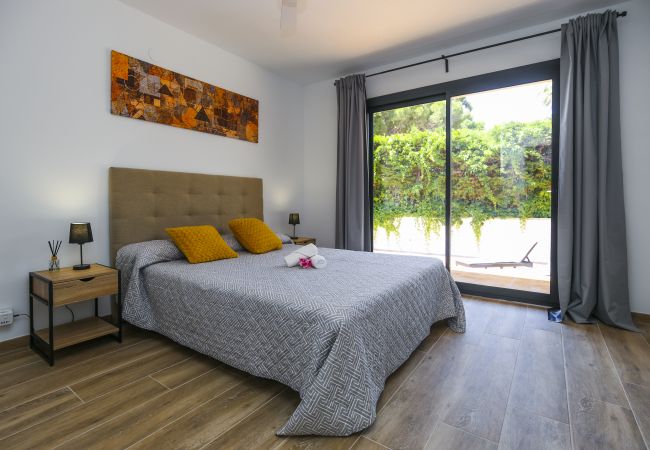 Villa en Cambrils - Villa IBIZA  Villa en Cambrils - Villa IBIZA