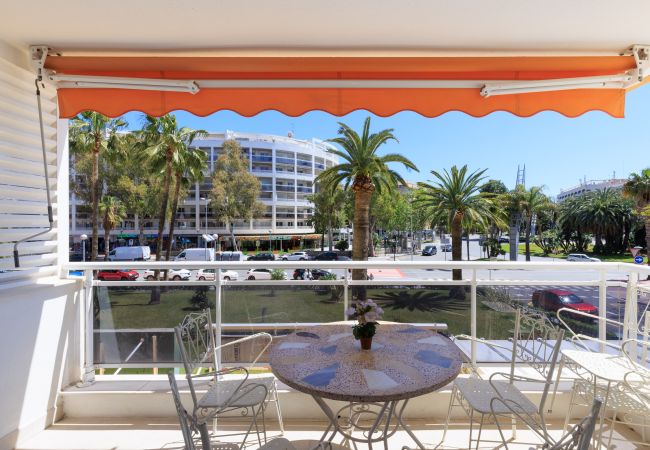 Apartamento en Salou - RHIN Apartment - Piscinas WOW Apartamento en Salou - RHIN Apartment - Piscinas WOW