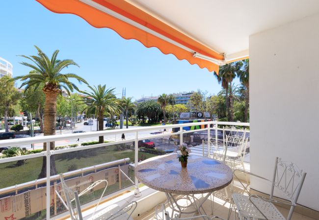 Apartamento en Salou - RHIN Apartment - Piscinas WOW Apartamento en Salou - RHIN Apartment - Piscinas WOW