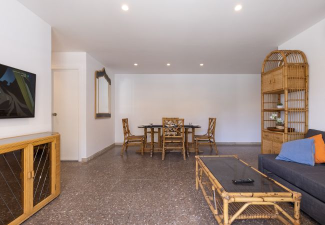 Apartamento en Salou - RHIN Apartment - Piscinas WOW Apartamento en Salou - RHIN Apartment - Piscinas WOW