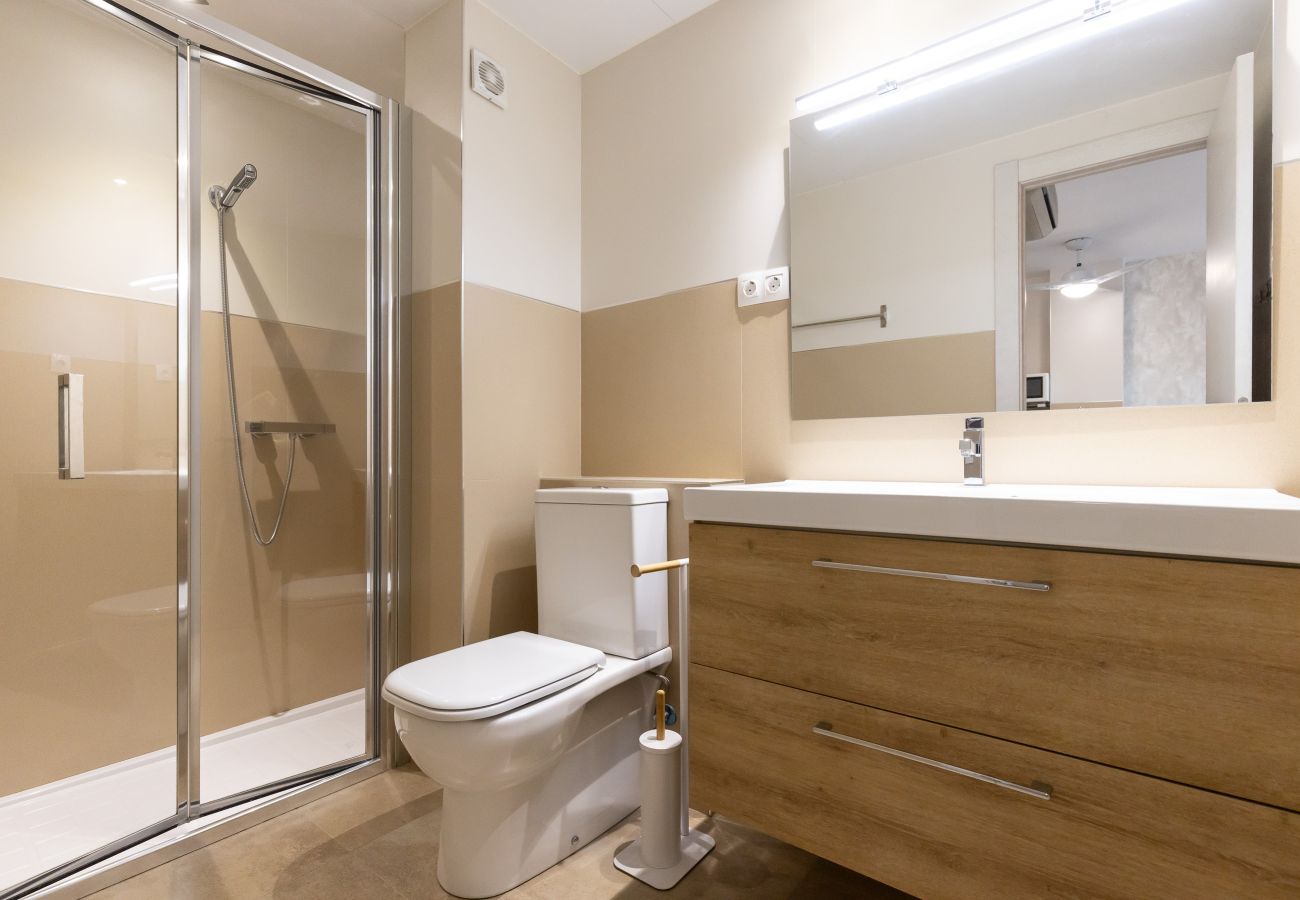 Apartamento en La Pineda - TECAVI II Apartment