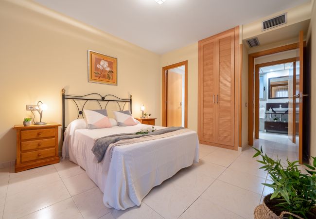 Apartamento en La Pineda - MALDIVAS III Complex Apartamento en La Pineda - MALDIVAS III Complex