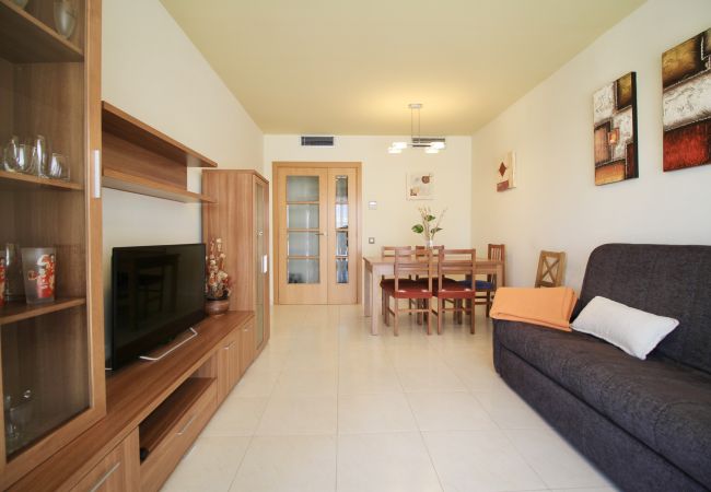 Apartamento en La Pineda - MALDIVAS III Complex Apartamento en La Pineda - MALDIVAS III Complex